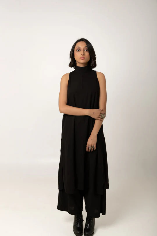 Kari Tunic