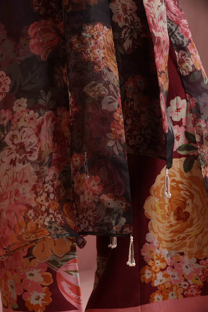 The Maharani Bagh Overlay Set